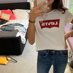 Levi’s Tee